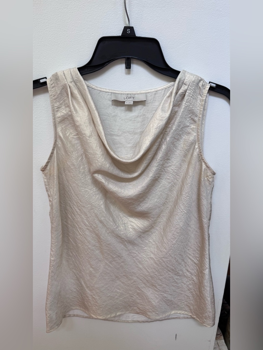 LOFT metalic Cowl Neck Sleeveless Top, size xs like new, gorgeous